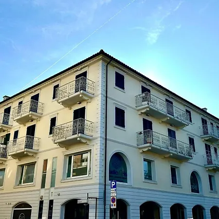 P017 - Porto Recanati, Nuovo Attico Bilocale A 30mt Dal Mare * Porto Recanati